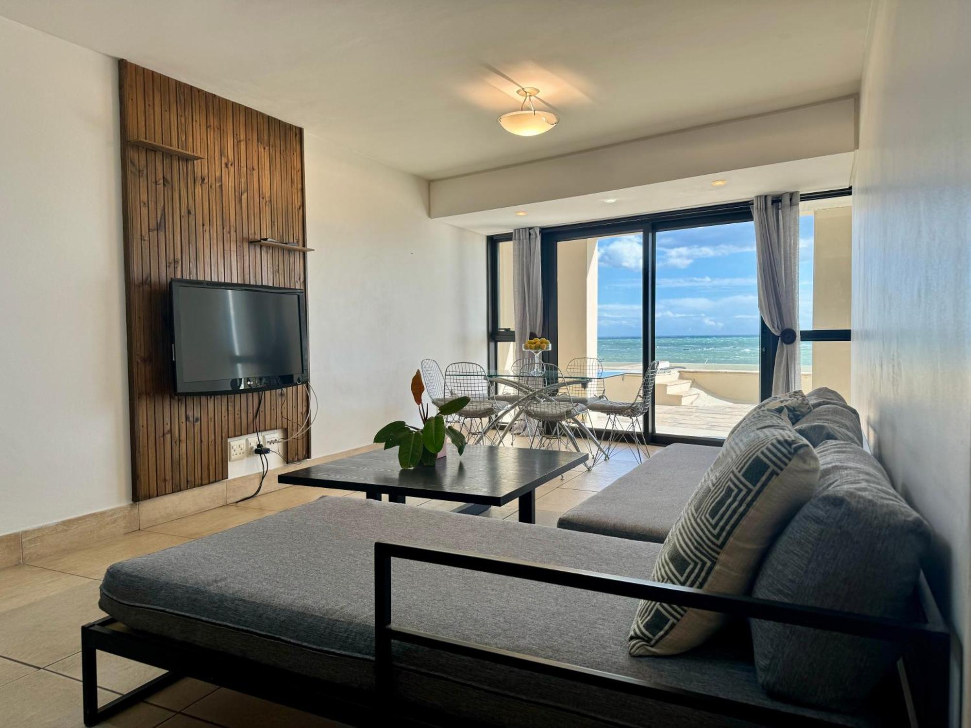 Loddey'S Self Catering Apartments - By Beach Collection Strand Luaran gambar